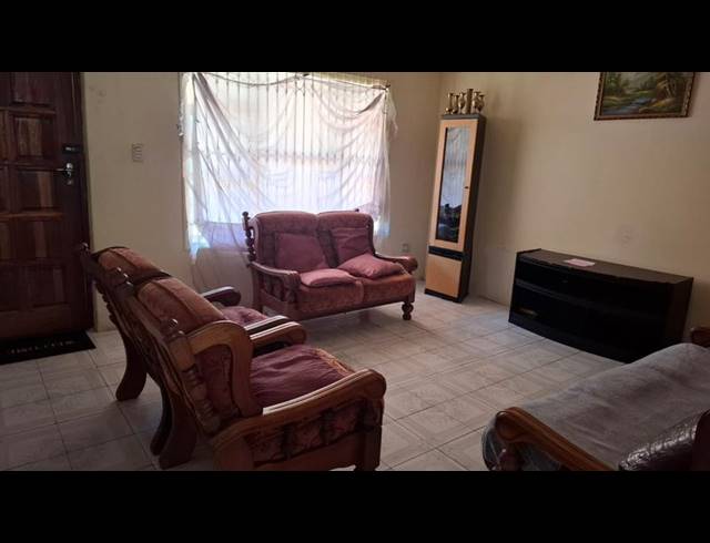 3 BEDROOM HOUSE FOR SALE IN NORTHDENE